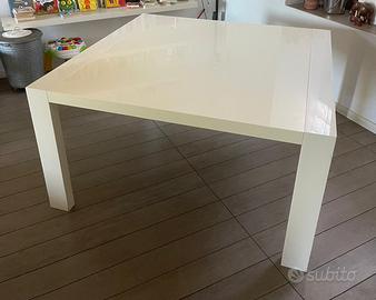 Tavolo Calligaris laccato bianco