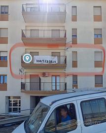 Luminoso appartamento in via Federico d'Aragona, 8