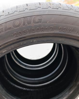 Pneumatici 205 50 R17 93W