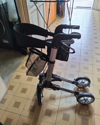 Girello per anziani o disabili