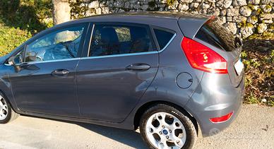 Ford Fiesta 2012 incidentata ma funzionante