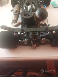 mugen mrx4x con ricambi nuovi e usati