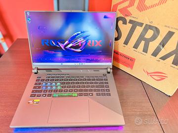 Asus rog strix g16 RTX5070 ryzen 9 32GB NUOVO !!!