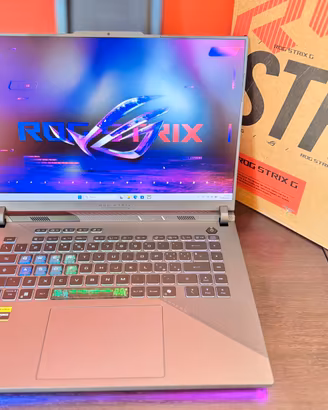 Asus rog strix g16 RTX5070 ryzen 9 32GB NUOVO !!!