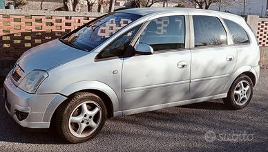 Opel Meriva 1.6 Benzina