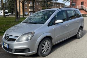 Opel Zafira 2008 metano/benzina - 7 posti