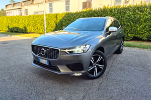 Volvo XC60 d4 R-Design Awd Geartronic Iva Esposta 