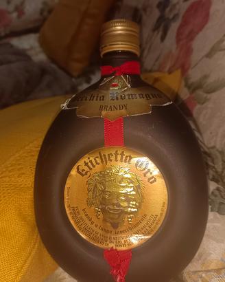 vecchia Romagna etichetta oro