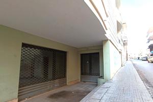 Locale commerciale pressi Via Pascoli