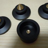 Set di 8 punte e sottopunte per diffusori acustici