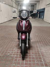 scooter Beverly 500