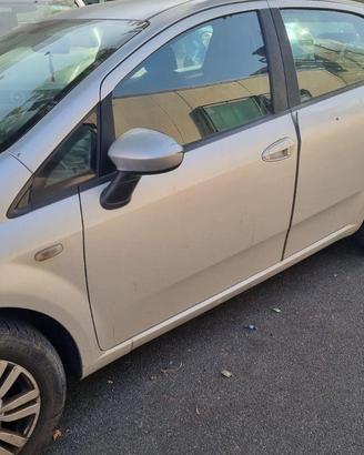 Fiat Punto 1.4 Benzina\GPL(2013)-145.000km NeoPate