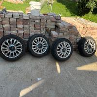 Fiat 500 louge cerchi e gomme