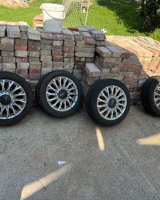Fiat 500 louge cerchi e gomme