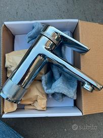 Rubinetto lavabo bagno cromato NUOVO