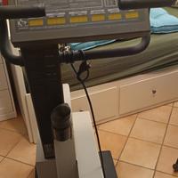 Cyclette Technogym Race HC600
