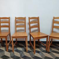 Quattro sedie Ikea in legno