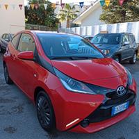 Toyota Aygo 1.0 VVT-i 69 CV 3 porte x-clusiv
