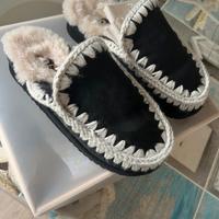 Mou slipper