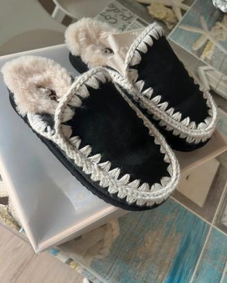 Mou slipper