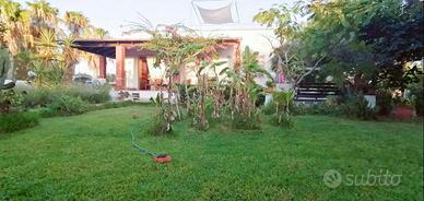 Villa in campagna con grande giardino