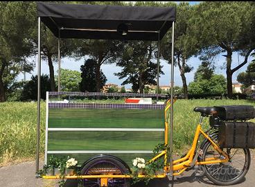 Cargo Bike attrezzata a banco bar
