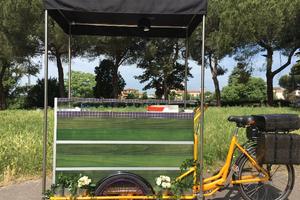 Cargo Bike attrezzata a banco bar