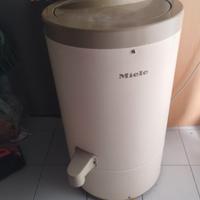Centrifuga marca Miele