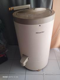 Centrifuga marca Miele