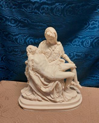 Grande Scultura La Pietà Di Michelangelo Firmata A