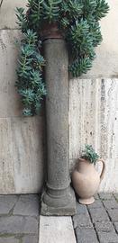 colonna antica in pietra