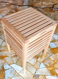 Sgabello con Contenitore 