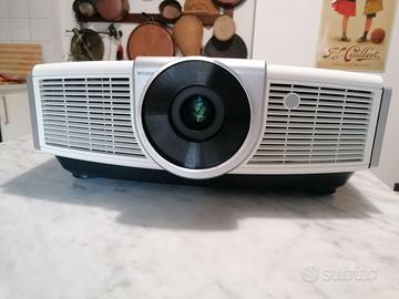 Benq W5000 1080p FULL HD videoproiettore