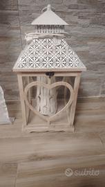 lanterna in legno