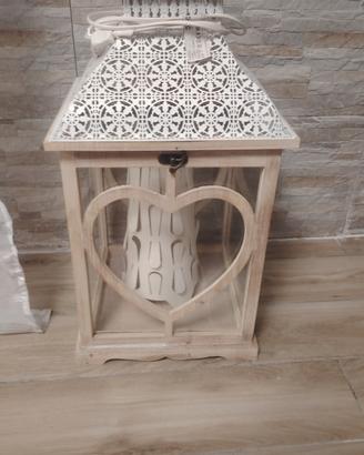 lanterna in legno