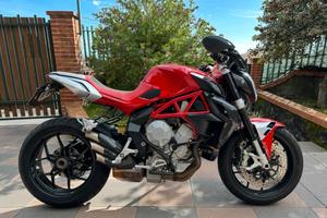 Mv Agusta brutale 800