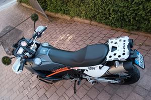 KTM 990