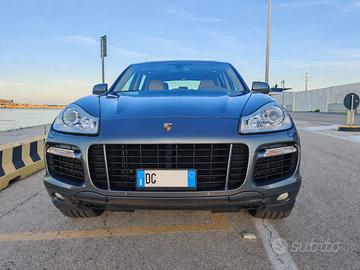 Porsche Cayenne Turbo 4.8 V8 500 CV