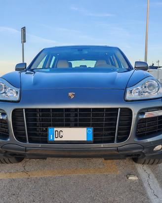 Porsche Cayenne Turbo 4.8 V8 500 CV