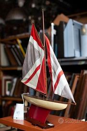 Modello di Barca a Vela – 24469