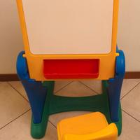 Banco scuola con lavagna Chicco con sedia.