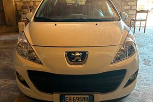 Auto Peugeut 207