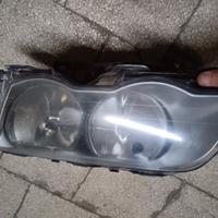 Faro sinistro del BMW 320