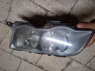 Faro sinistro del BMW 320