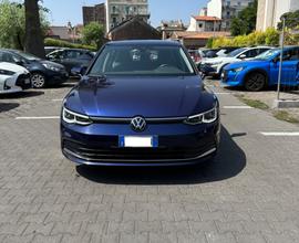 VOLKSWAGEN Golf 8ª serie - 2021