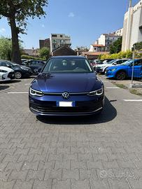 VOLKSWAGEN Golf 8ª serie - 2021