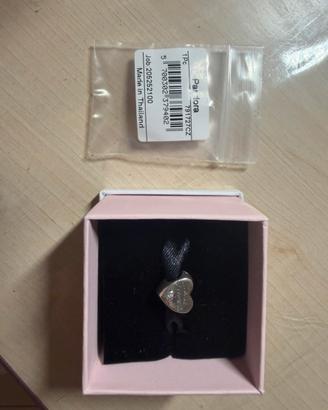 PANDORA – ciondolo cuore, best friend +scatola
