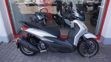 PIAGGIO Beverly 300 i.e. S