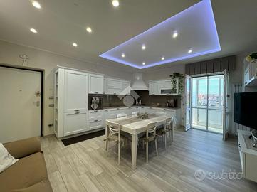 4 LOCALI A SANTA MARIA LA CARITÀ