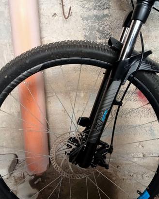 Mountain-bike rockrider 520 st